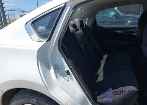 2013 Nissan Altima 2.5 S из США, поврежденный, VIN 1N4AL3AP0DN512204